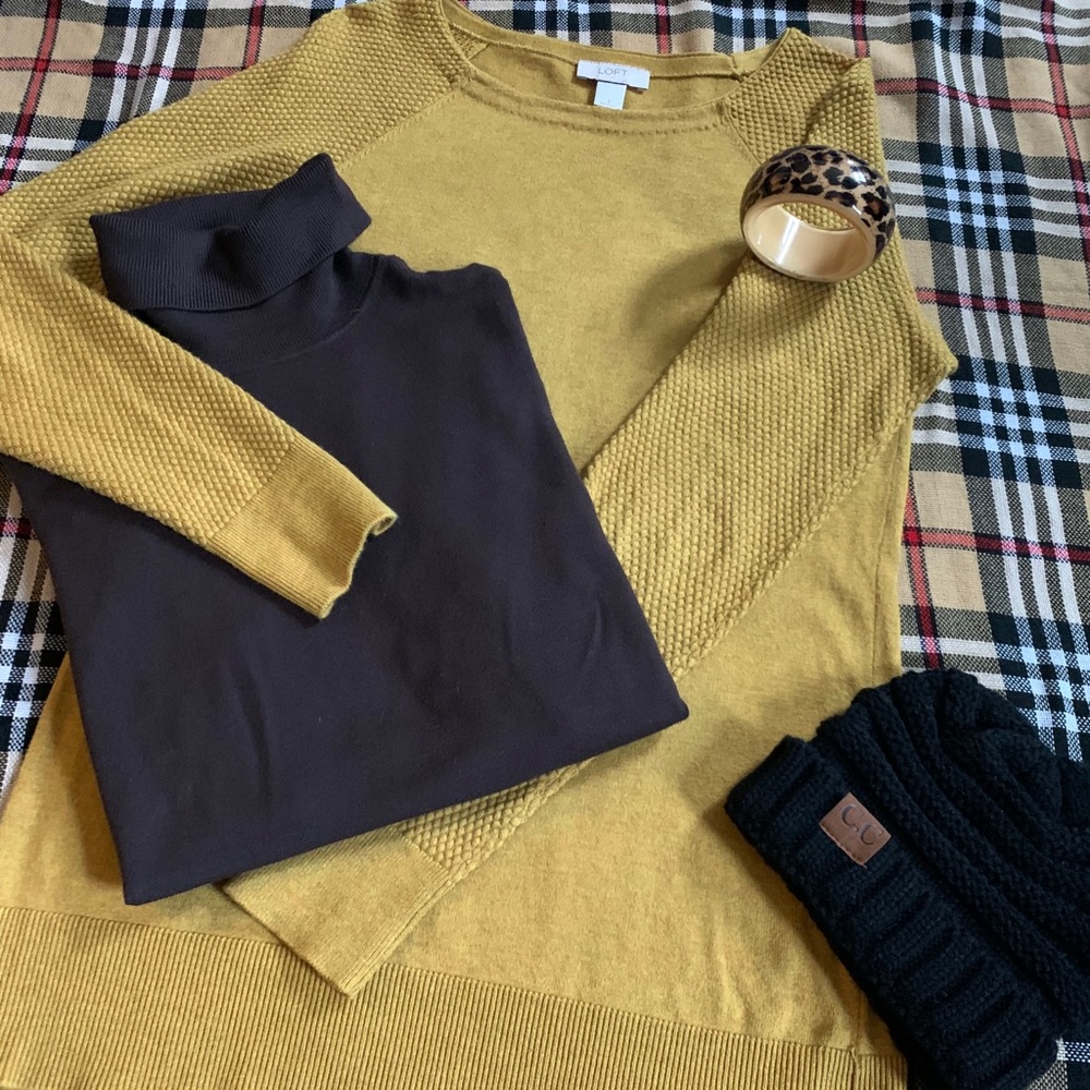 Women’s loft sweater